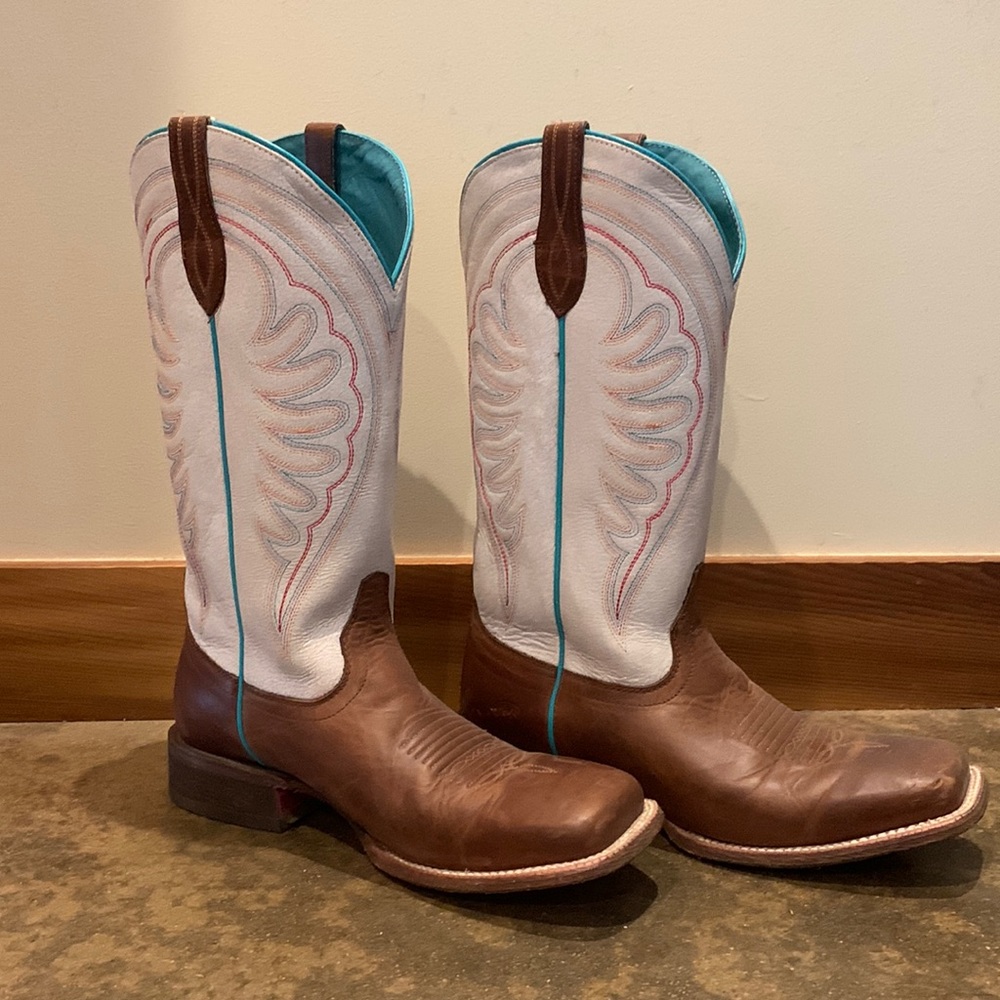 Ariat Circuit Shiloh